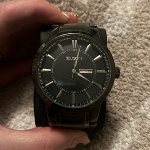 Mens Elgin Watch. Very sleek looking watch.